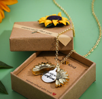Charger l'image dans la galerie, Collier Bee Kind