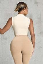 Charger l'image dans la galerie, Matte Basix Sculpt Crop Tank - Cream