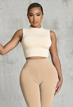 Charger l'image dans la galerie, Matte Basix Sculpt Crop Tank - Cream