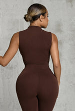 Charger l'image dans la galerie, Matte Basix Sculpt Crop Tank - Chocolate