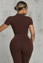 Charger l'image dans la galerie, Matte Basix Sculpt Short Sleeve Bodysuit - Chocolate