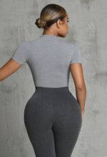 Charger l'image dans la galerie, Matte Basix Sculpt Short Sleeve Bodysuit - Light Grey
