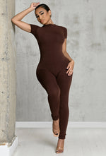 Charger l'image dans la galerie, Matte Basix Sculpt Short Sleeve Jumpsuit - Chocolate
