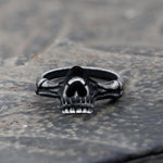 Charger l'image dans la galerie, Gothic Ferocious Skull Stainless Steel Ring | Gthic.com