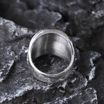 Charger l'image dans la galerie, Bague à pierres précieuses en acier inoxydable avec motif sculpté dans la pierre