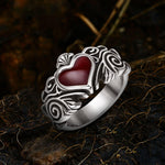 Charger l'image dans la galerie, Vintage Heart Stainless Steel Ring 01 | Gthic.com